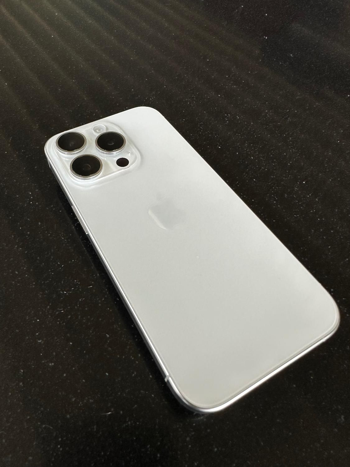 iPhone 15 pro 256 zaa سفید|موبایل|تهران, جنت‌آباد مرکزی|دیوار