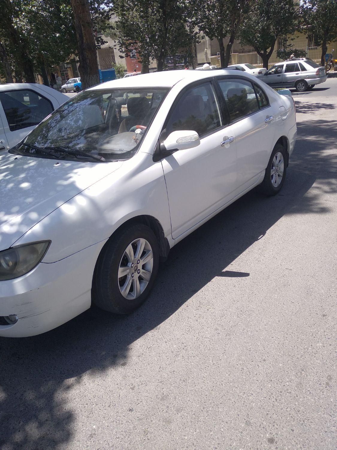 لیفان 620 1600cc، مدل ۱۳۹۰|خودرو سواری و وانت|تبریز, |دیوار