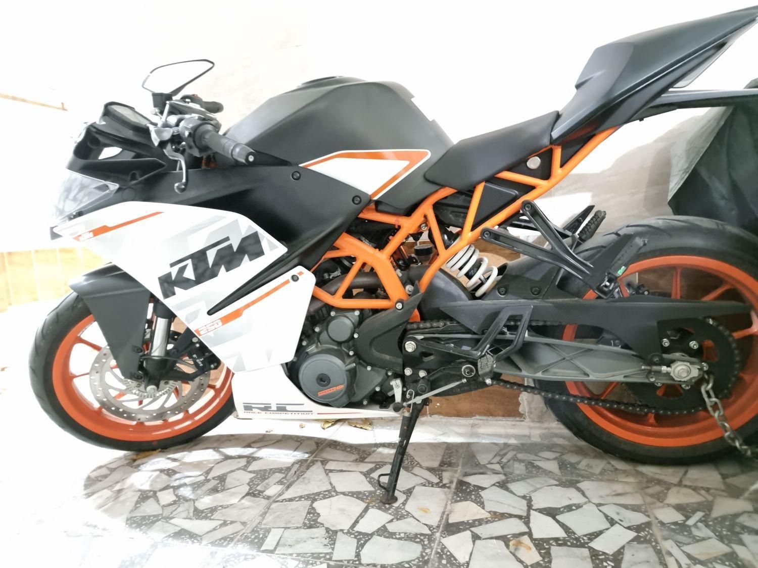 ktm  rc 250   درحد صفر|موتورسیکلت|تهران, جنت‌آباد جنوبی|دیوار