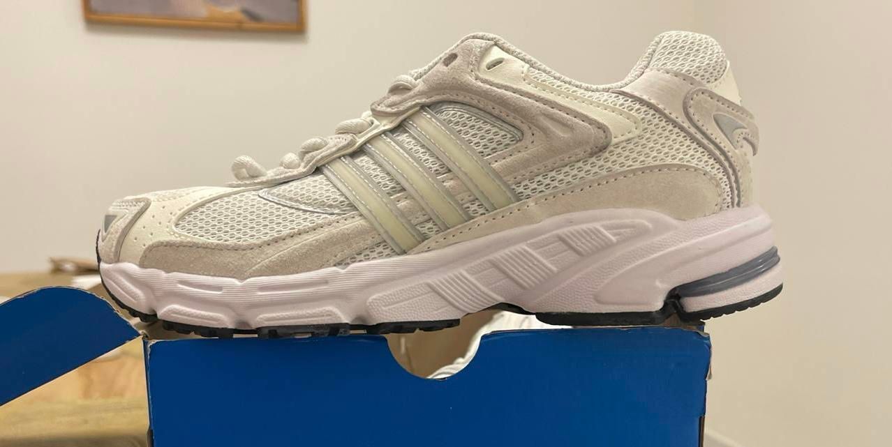 کفش اورجینال Adidas مدل response cl white سایز ۳۸|کیف، کفش، کمربند|تهران, قیطریه|دیوار