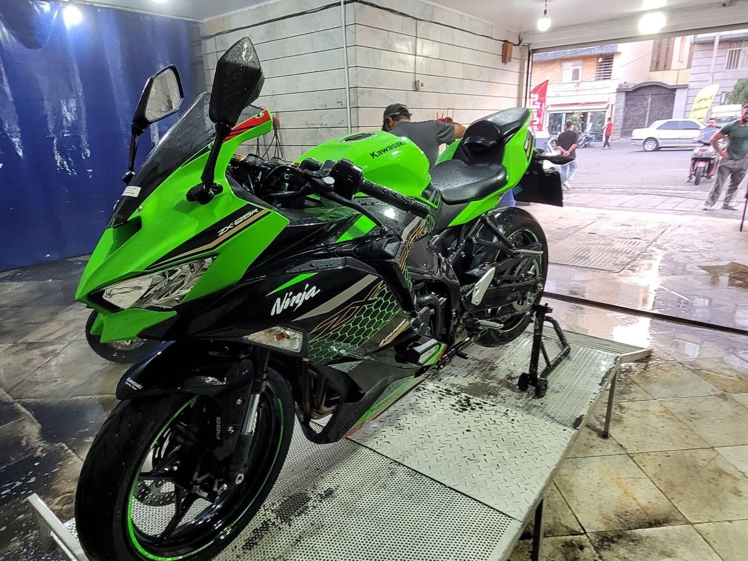 نینجا۲۰۲۲ zx25r|موتورسیکلت|تهران, آجودانیه|دیوار