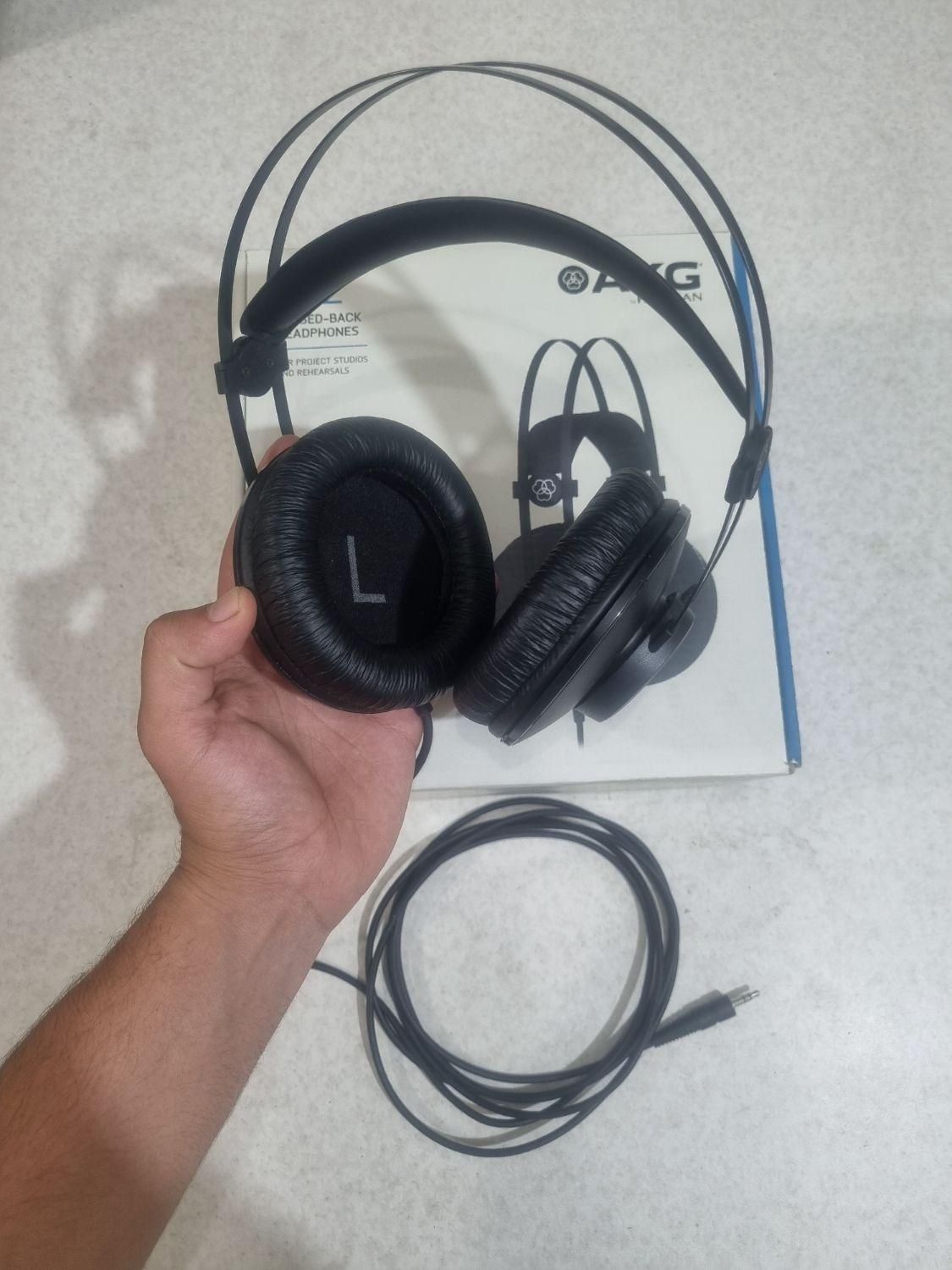 هدفون حرفه‌ای AKG K52 ،درحدنو ،با جعبه،قیمت مناسب|لوازم جانبی موبایل و تبلت|تهران, زینبیه|دیوار