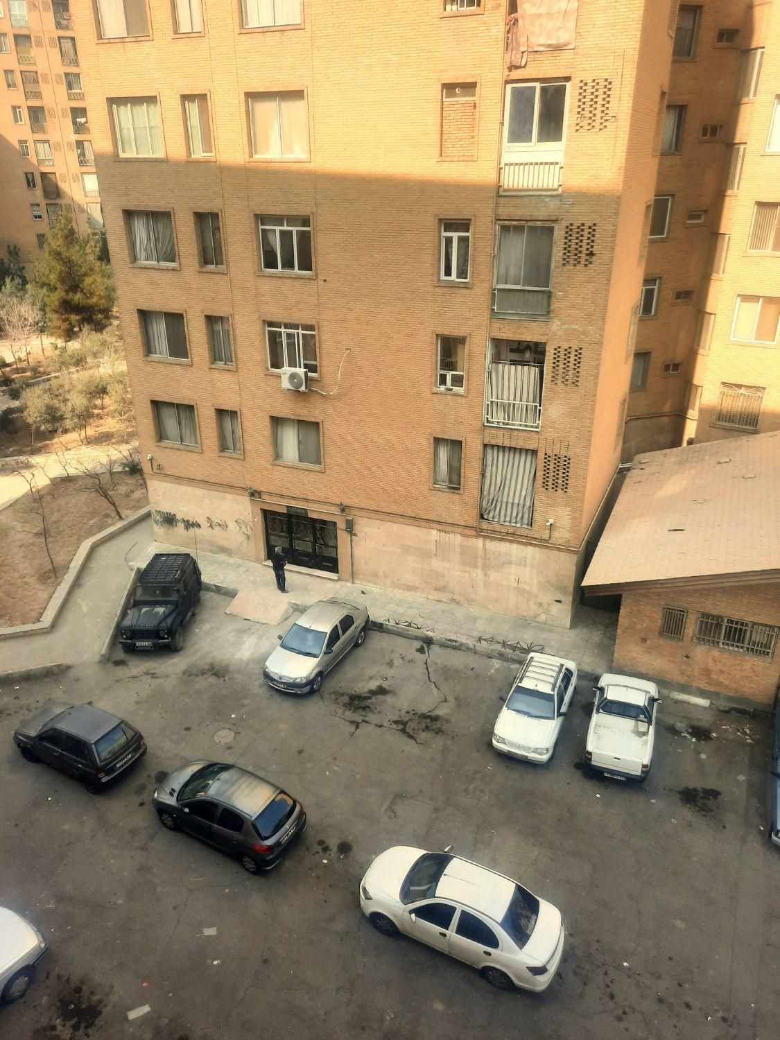 سوئیت آپارتمان  ۳۶متری   انباری بزرگ   بالکن دار|فروش آپارتمان|تهران, شهید بروجردی|دیوار