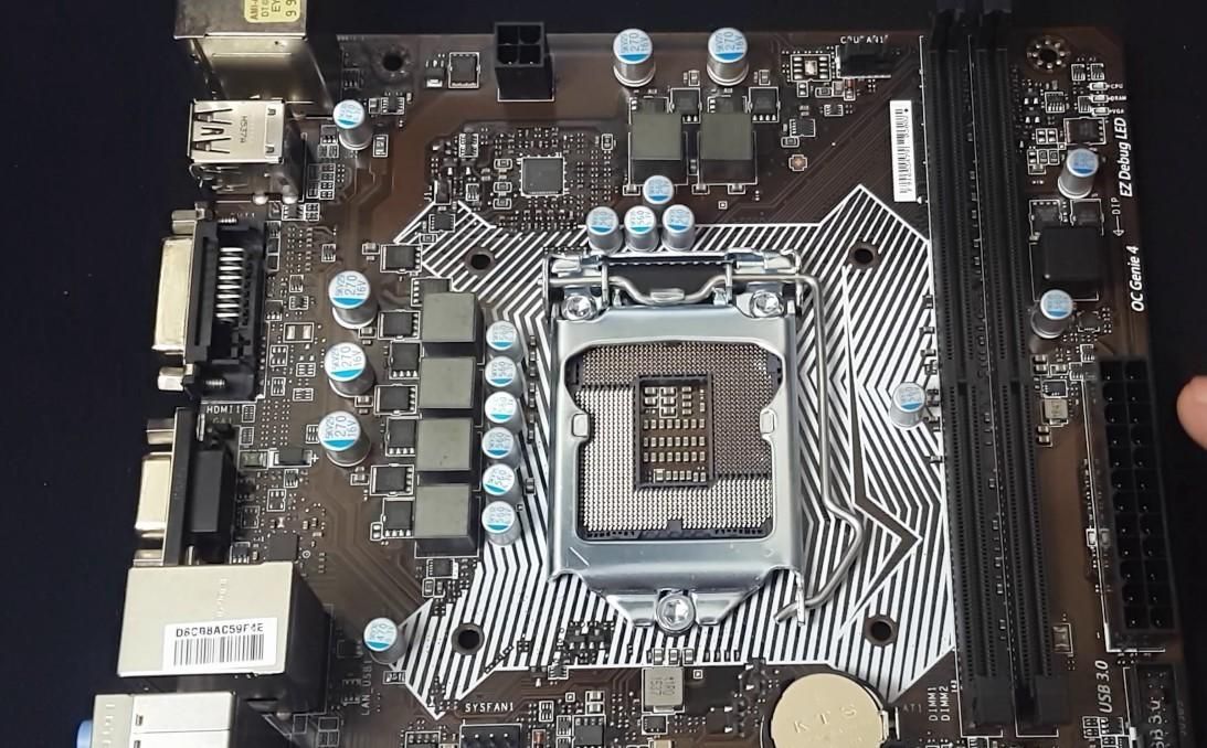 باندل مادربرد h110  و پردازنده i5 7500 رم 4 گیگ|قطعات و لوازم جانبی رایانه|کرج, باغستان|دیوار
