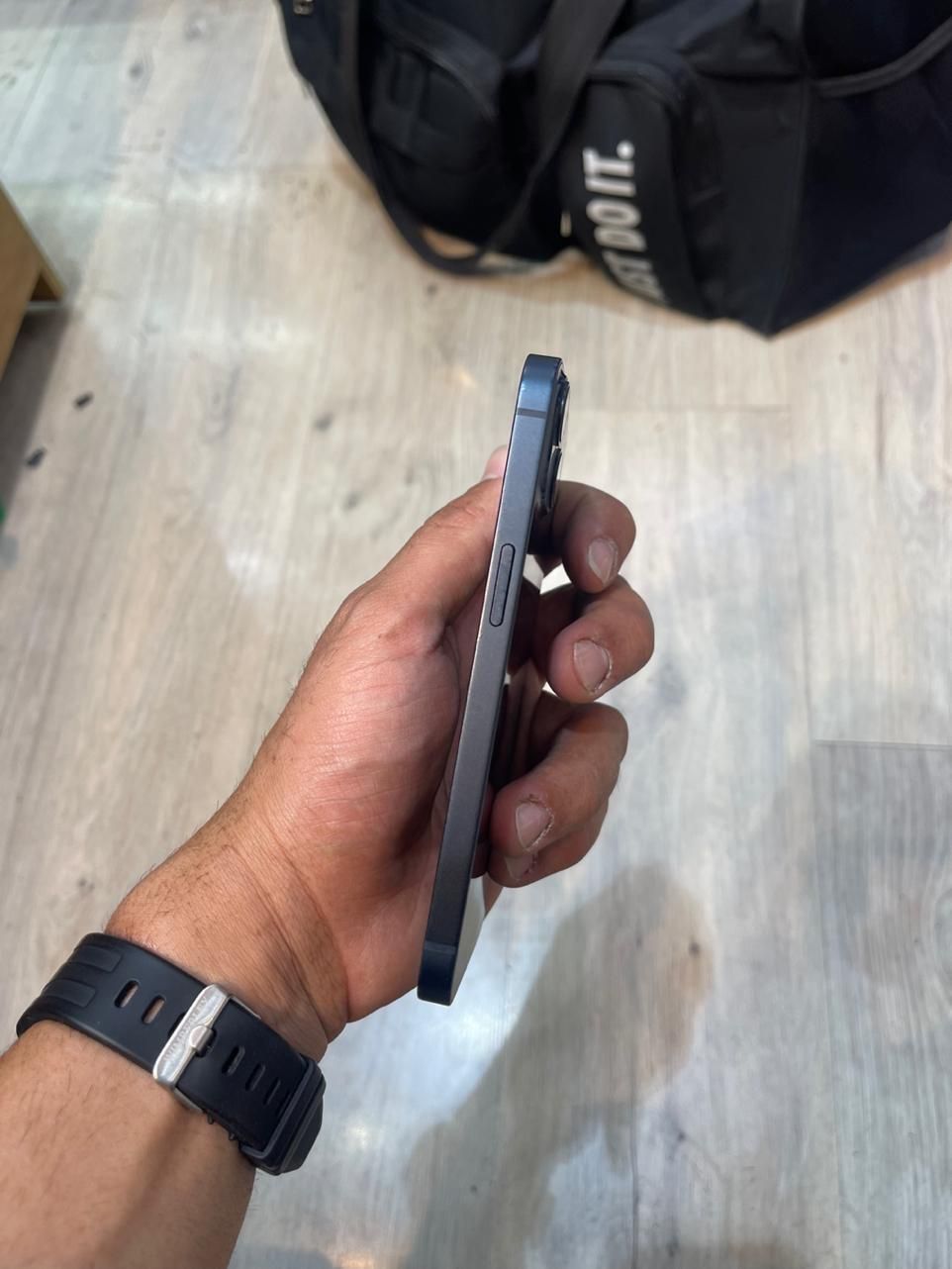 اپل iPhone 13 با حافظهٔ ۱۲۸ گیگابایت|موبایل|تهران, هفت حوض|دیوار