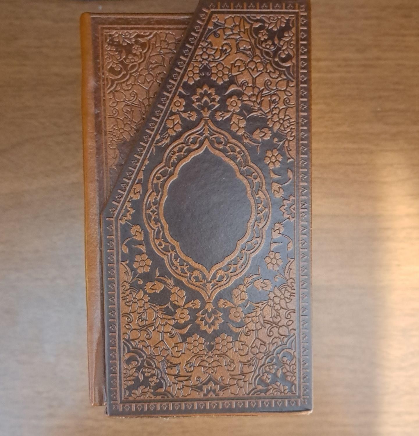 پک 5 جلدی قرآن کریم|کتاب و مجله مذهبی|تهران, نارمک|دیوار