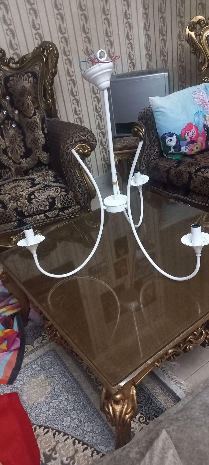 ساعت و لوستر اتاق خواب|لوستر و چراغ آویز|تهران, مسعودیه|دیوار