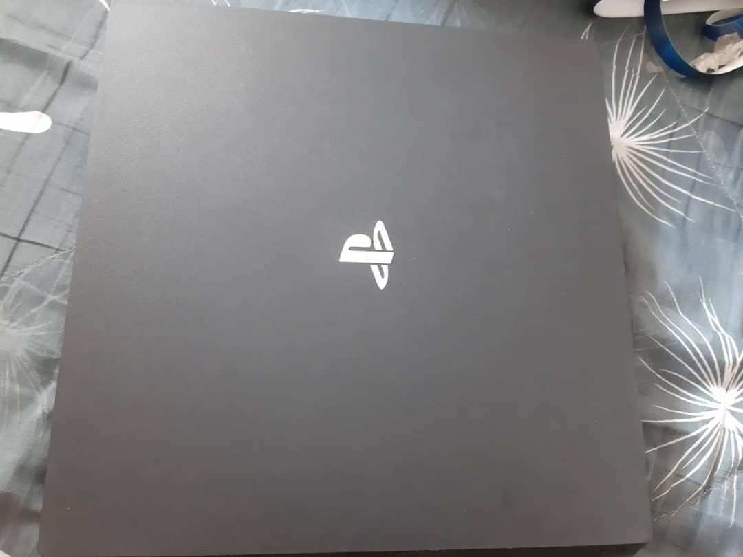 ps4 pro 1t|کنسول، بازی ویدئویی و آنلاین|تهران, شهر‌زیبا|دیوار