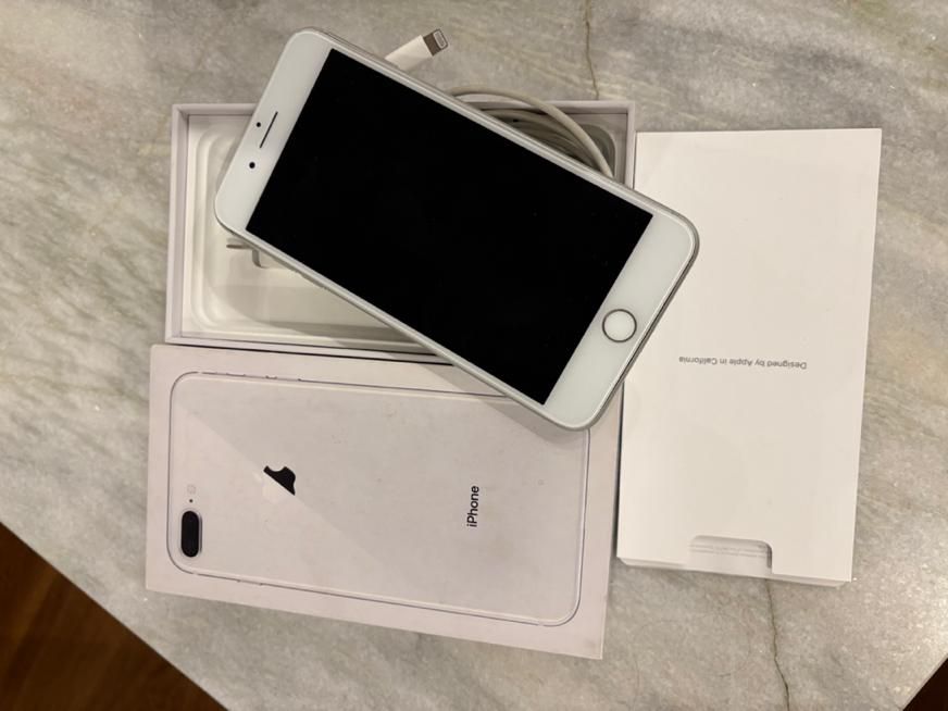 اپل iPhone 8 Plus ۶۴ گیگابایت|موبایل|تهران, شیرازی|دیوار