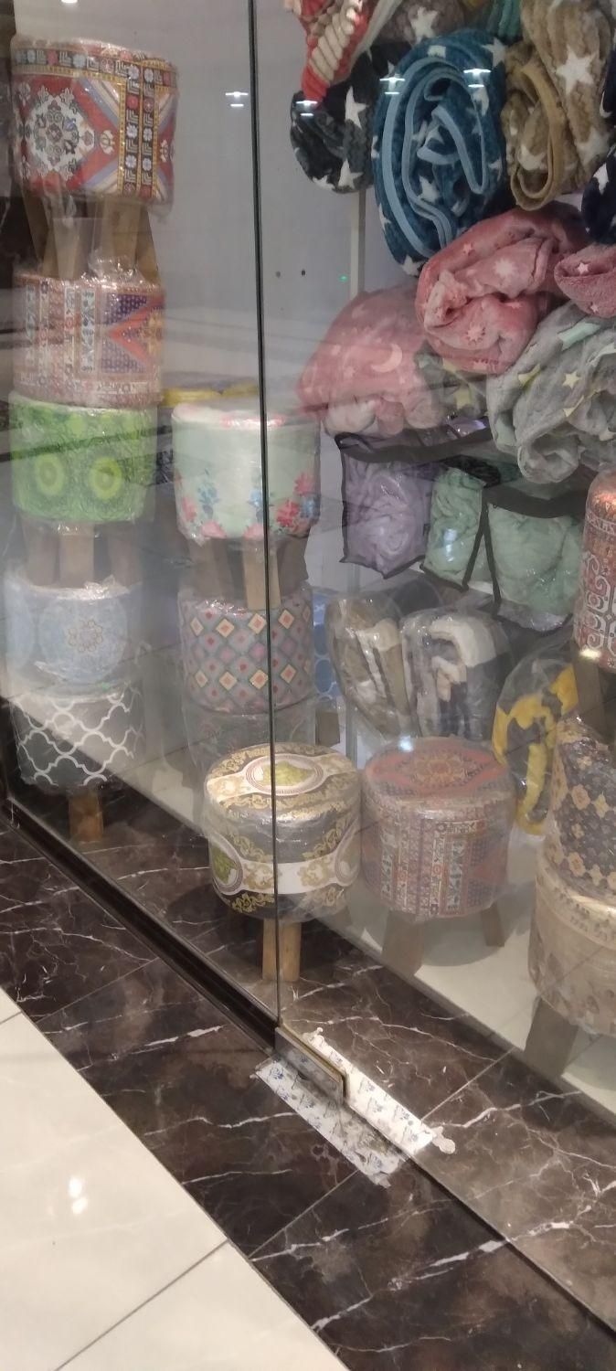 پاف‌نشیمن‌بغل‌مبل|صندلی و نیمکت|اردبیل, |دیوار