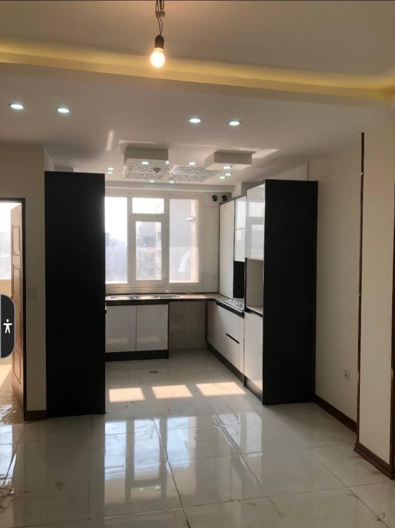 100متر/پلان مهندسی/کلید نخورده/غرق نور/تاپ لوکیشن|فروش آپارتمان|تهران, سلیمانی|دیوار