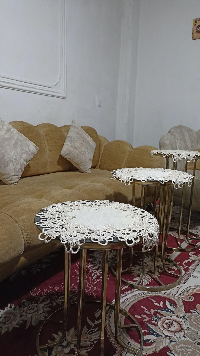 مبلمان ۸ نفره در حد نو کاملا تمیز|مبلمان خانگی و میز عسلی|تهران, سرآسیاب مهرآباد|دیوار