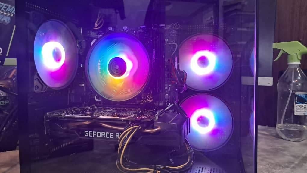 کیس گیمینگ. رندرینگ -CORE i7 آکواریومی گیم|رایانه رومیزی|تهران, بلوار کشاورز|دیوار