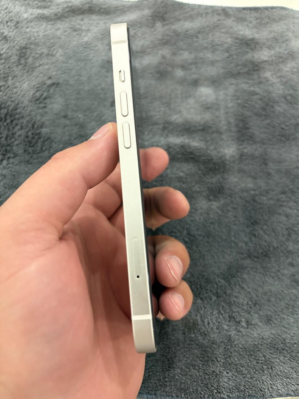 اپل iPhone 13 با حافظهٔ ۱۲۸ گیگابایت|موبایل|تهران, خانی‌آباد نو|دیوار