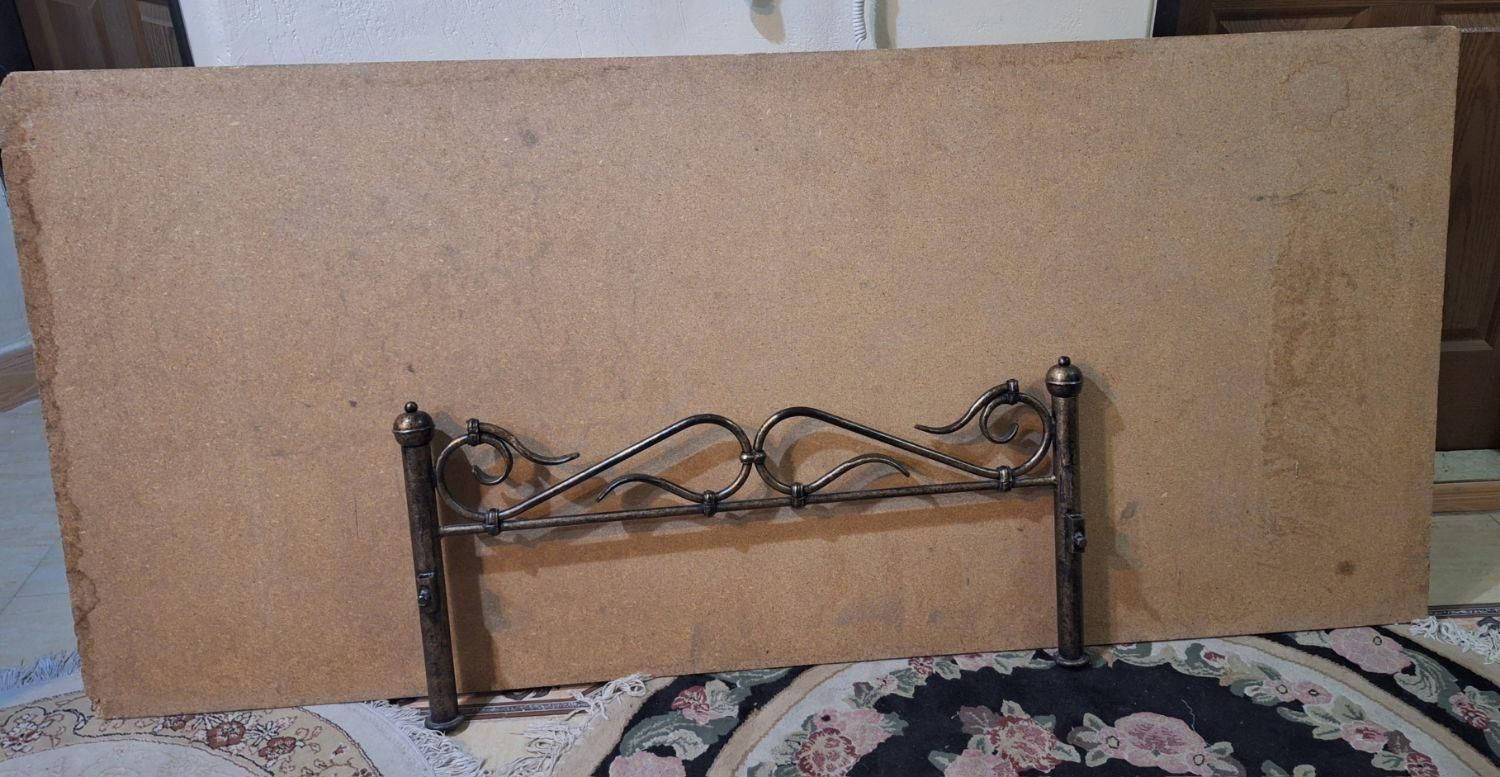 تخت یک نفره فرفوژه|تخت و سرویس خواب|تهران, هروی|دیوار