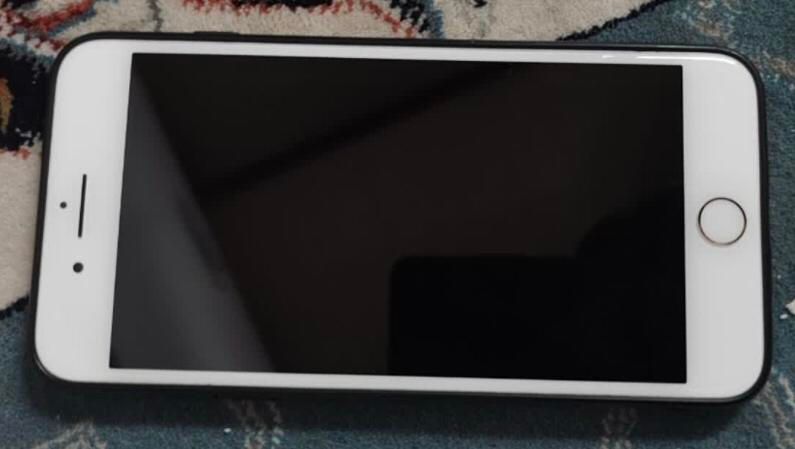 اپل iPhone 8 Plus با حافظهٔ ۶۴ گیگابایت|موبایل|قم, آزادگان|دیوار