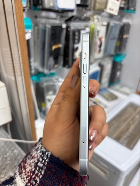 اپل iPhone 15 ۱۲۸ گیگابایت|موبایل|تهران, شهرک طالقانی|دیوار