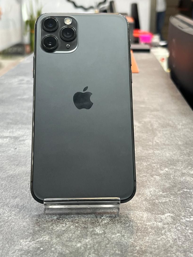 اپل iPhone 11 Pro با حافظهٔ ۲۵۶ گیگابایت|موبایل|اصفهان, احمدآباد|دیوار