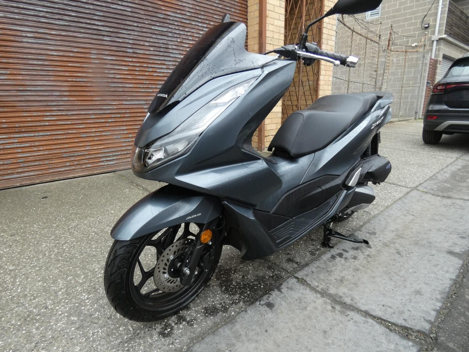 هوندا pcx 160|موتورسیکلت|تهران, سعادت‌آباد|دیوار