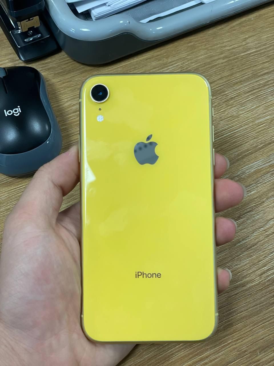 اپل iPhone XR با حافظهٔ ۶۴ گیگابایت|موبایل|نسیم‌شهر, |دیوار