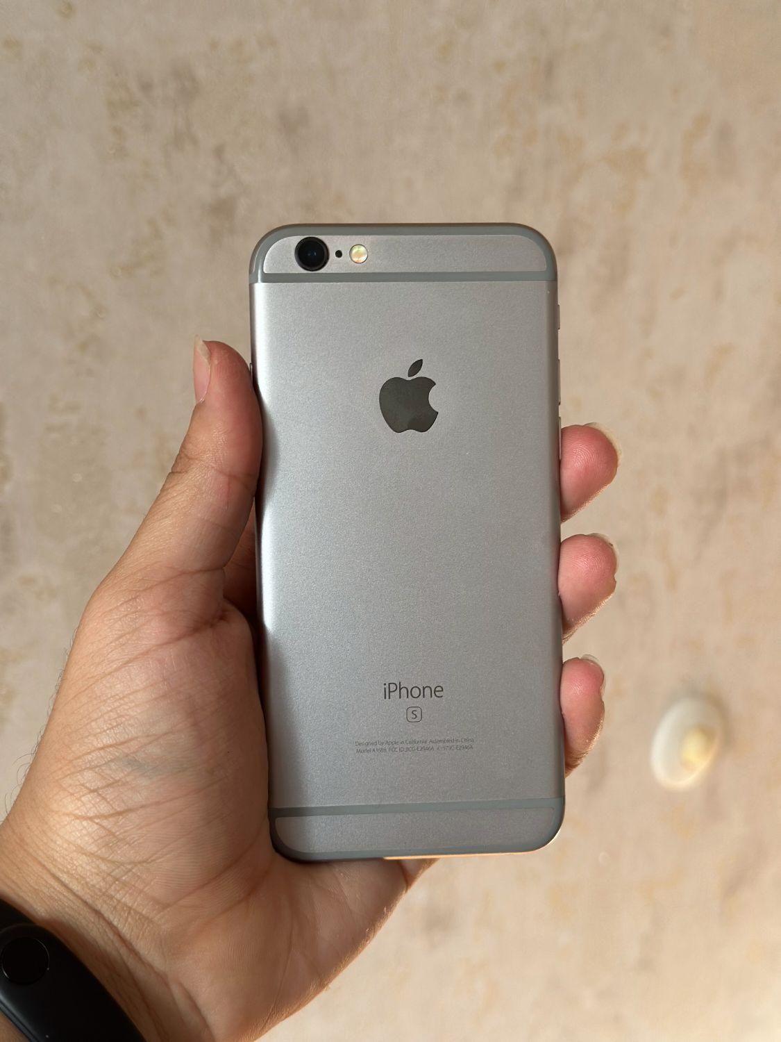 اپل iPhone 6s ۶۴ گیگ فروش و معاوضه|موبایل|تهران, شهرک ولیعصر|دیوار