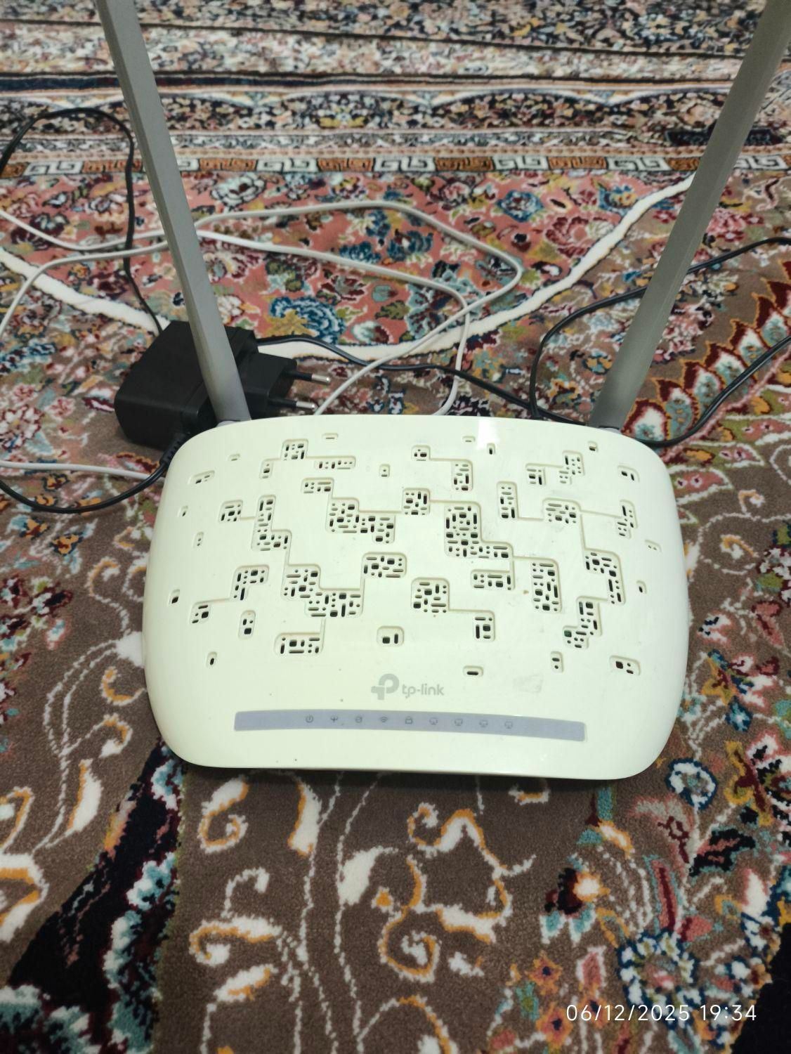 وای فای دو آنتن  tp-link|مودم و تجهیزات شبکه|دهدشت, |دیوار