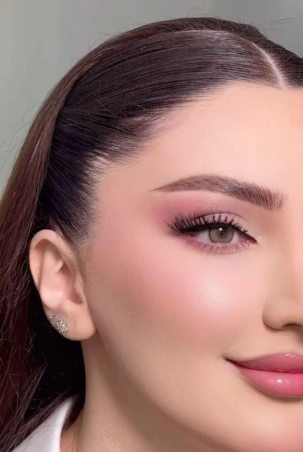 میکاپ فقط ۵۰۰|خدمات آرایشگری و زیبایی|چالوس, |دیوار