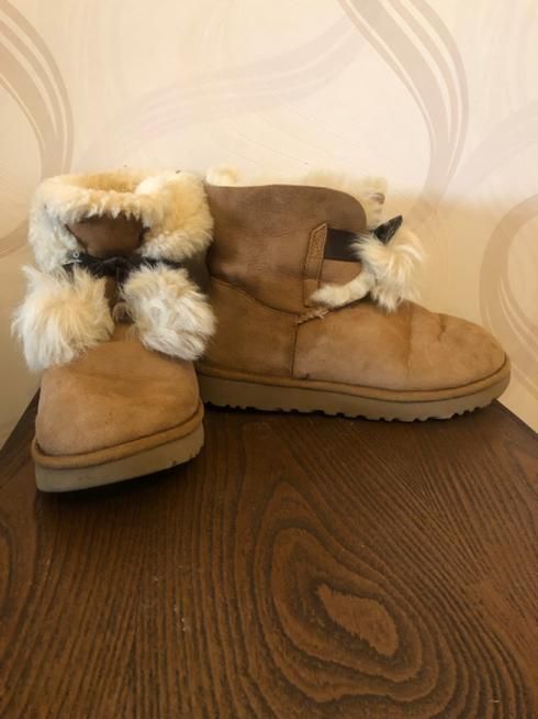 نیم بوت uGG اورجینال استوک|کیف، کفش، کمربند|تهران, باغ فیض|دیوار