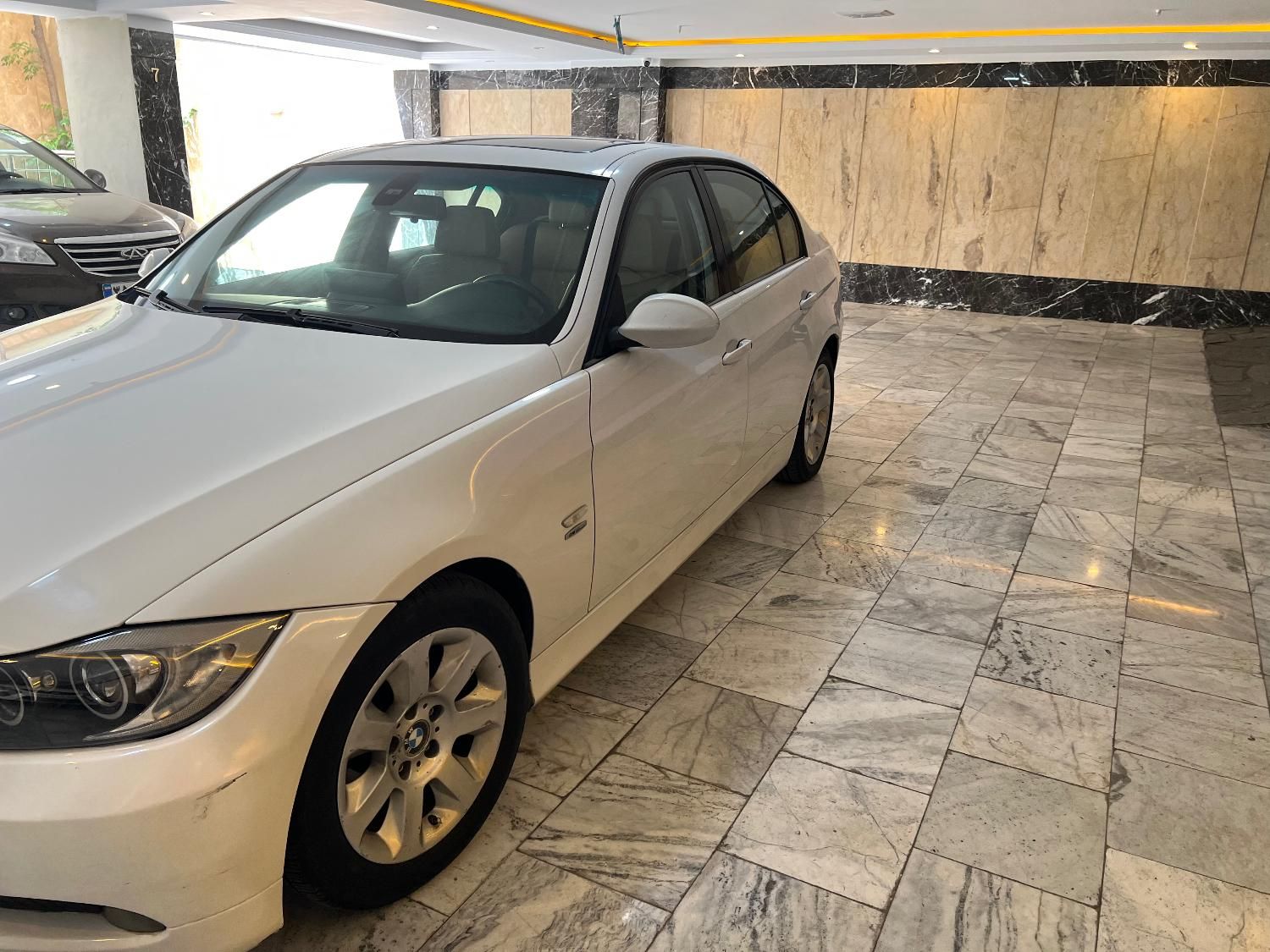 بی‌ام‌و سری 3 سدان 320i، مدل ۲۰۰۷|خودرو سواری و وانت|تهران, نارمک جنوبی|دیوار