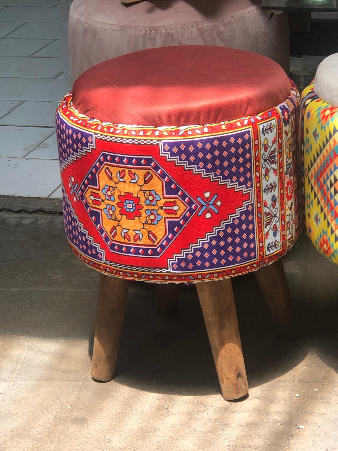 حراج صندلی پاف بزرگ پارچه مبلی درجه یک|مبلمان خانگی و میز عسلی|رشت, بازار|دیوار