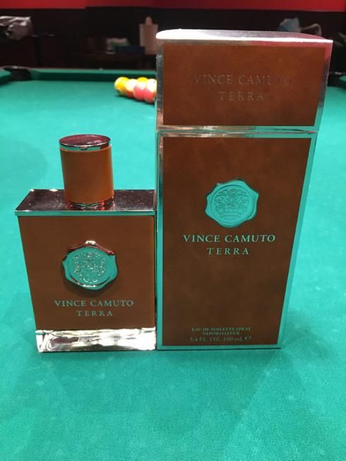 عطر ادکلن Vince Camuto|آرایشی، بهداشتی، درمانی|تهران, پاسداران|دیوار