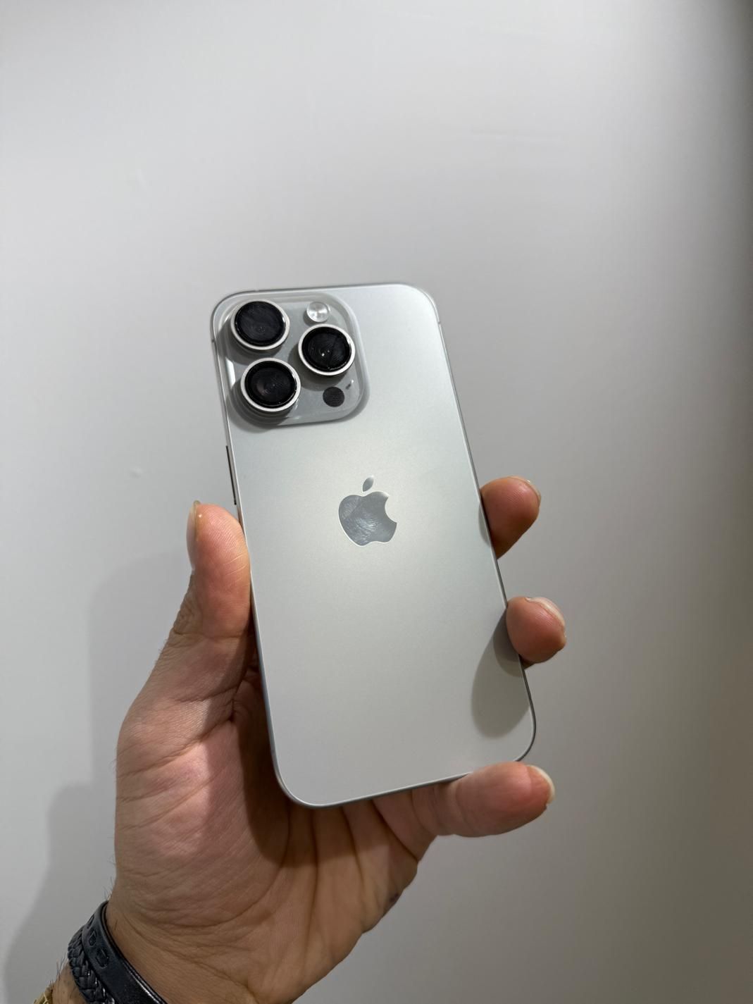 iphone 15pro تمام شرایط|موبایل|اصفهان, جلفا|دیوار