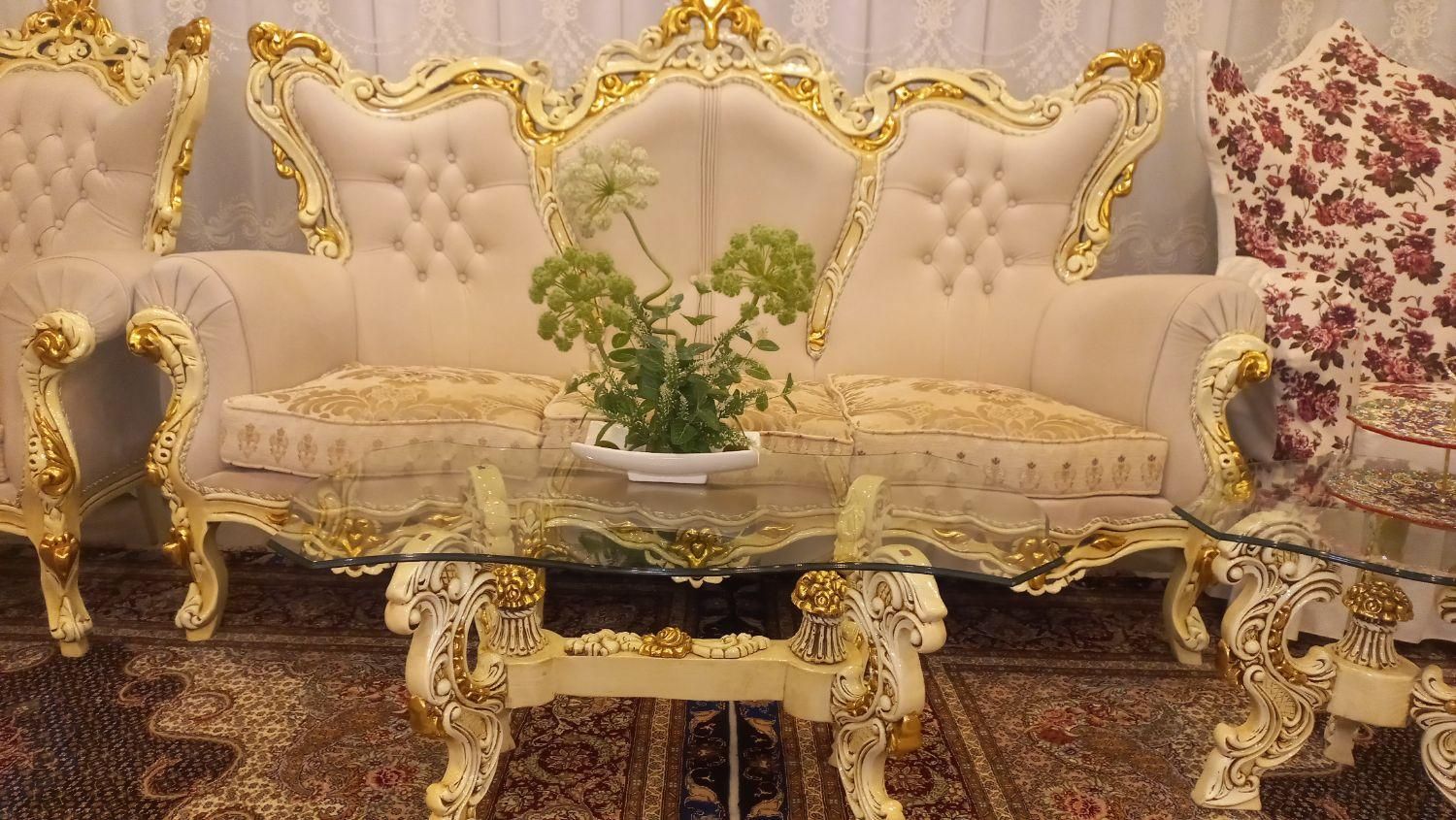 مبل سلطنتی ۹ نفره بسیار نو|مبلمان خانگی و میز عسلی|تبریز, |دیوار