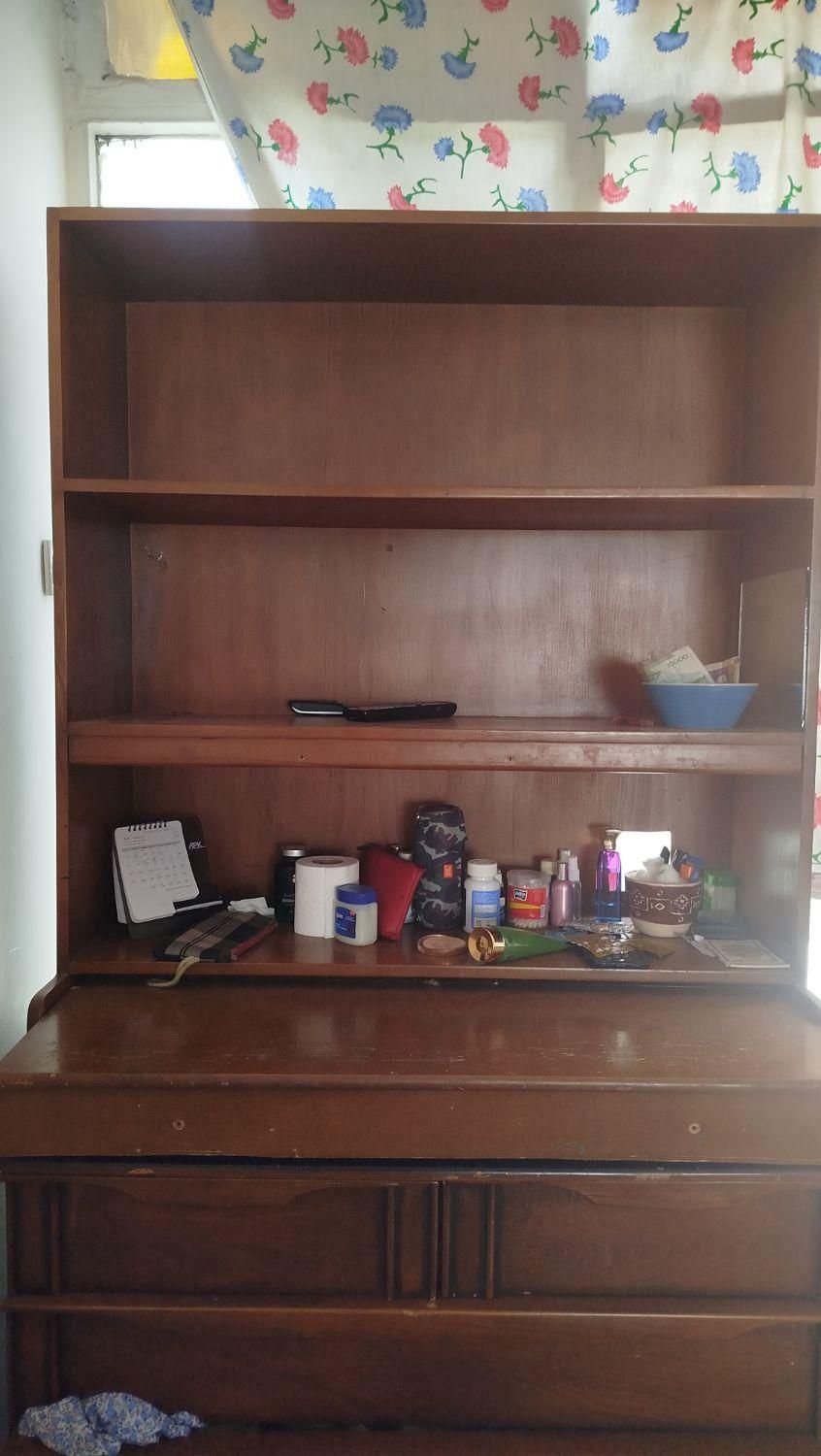 قفسه کتاب بالای دراور|کتابخانه، شلف، قفسه‌های دیواری|تهران, امام حسین(ع)|دیوار