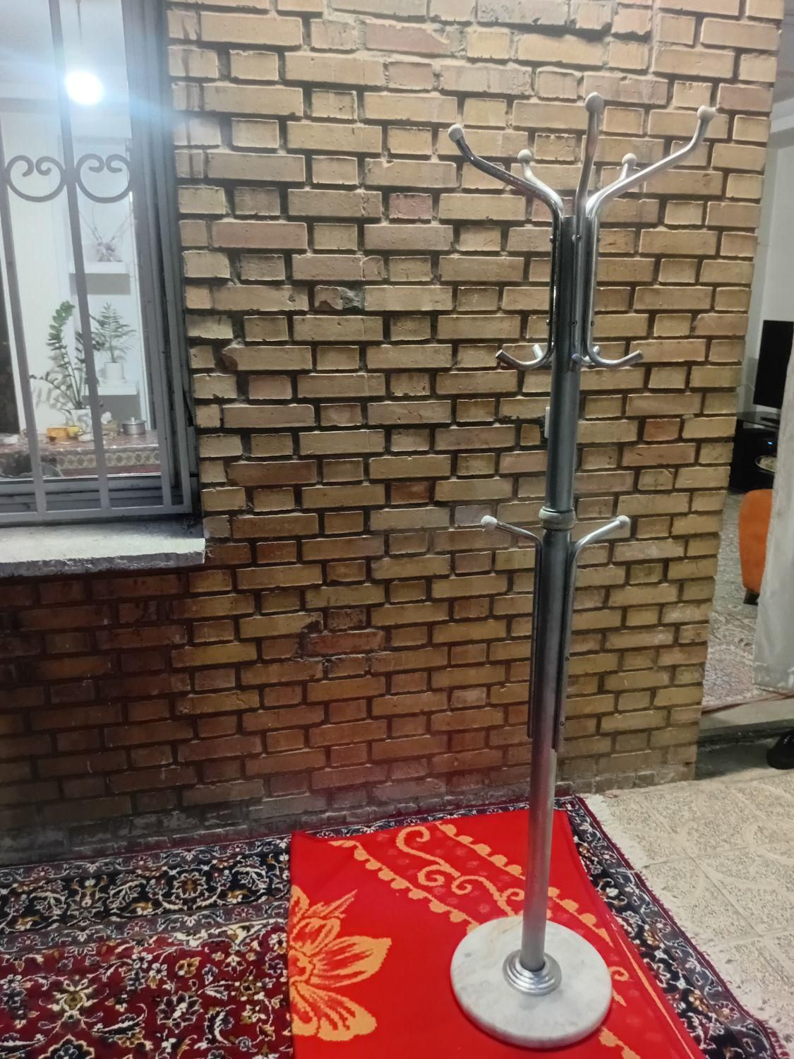 گیره لباسی پایه دار|جاکفشی، کمد، دراور|فولادشهر, B1|دیوار