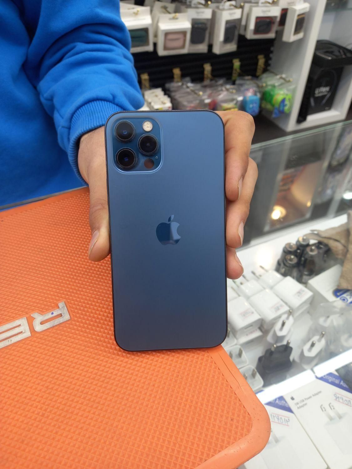 اپل iPhone 12 Pro ۵۱۲ گیگابایت|موبایل|تهران, شمیران‌نو|دیوار