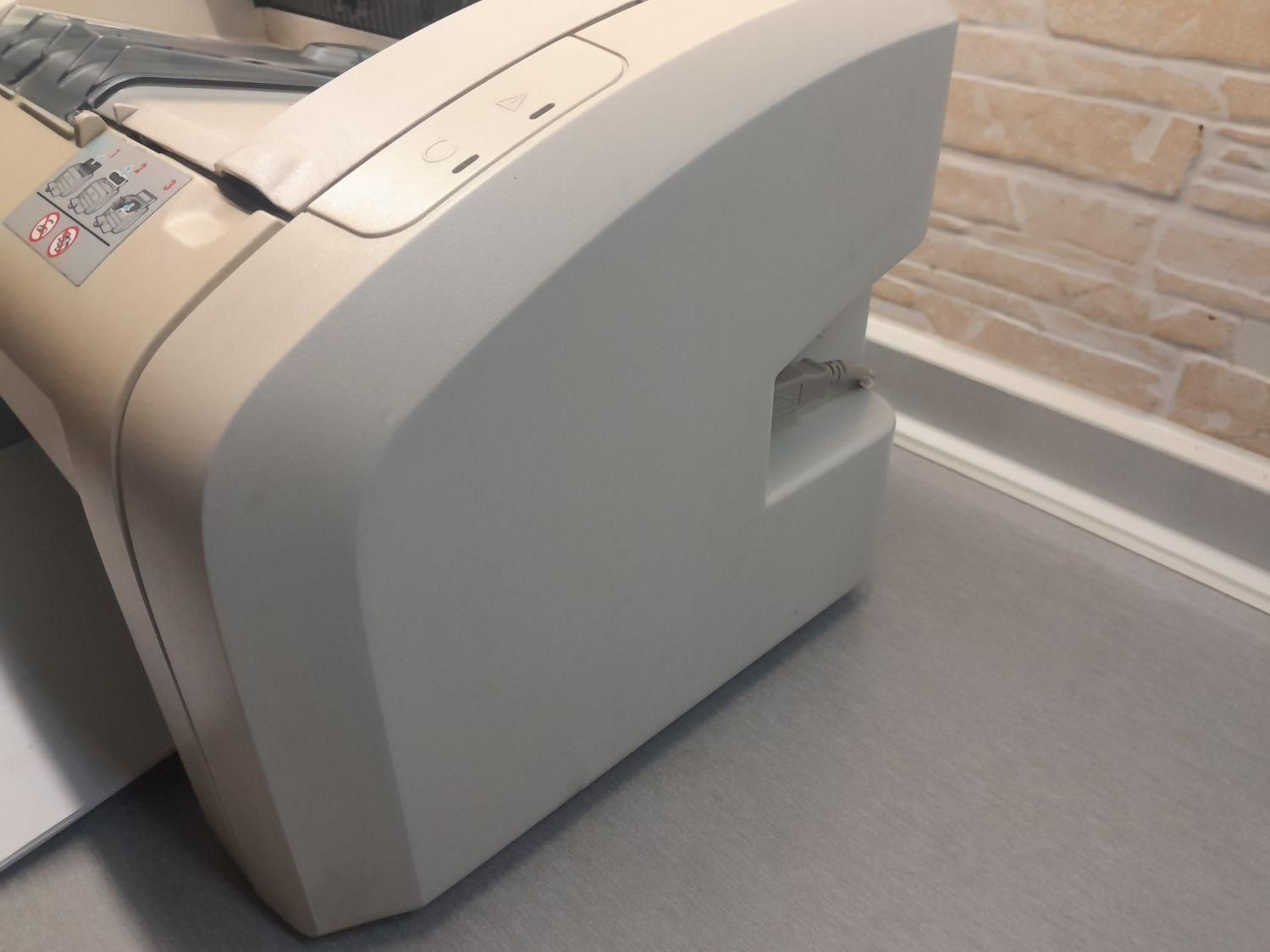 پرینتر لیزری hp1018 کم مصرف قوی کم حجم|پرینتر، اسکنر، کپی، فکس|تهران, سهروردی|دیوار