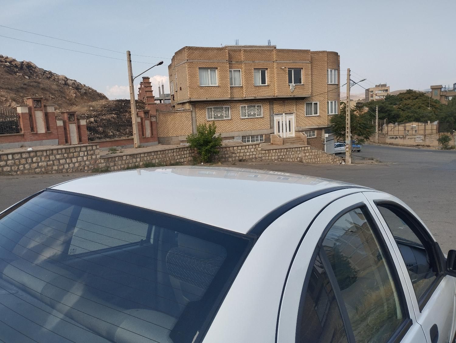 تیبا صندوق‌دار SX دوگانه سوز، مدل ۱۳۹۵|خودرو سواری و وانت|بوکان, |دیوار