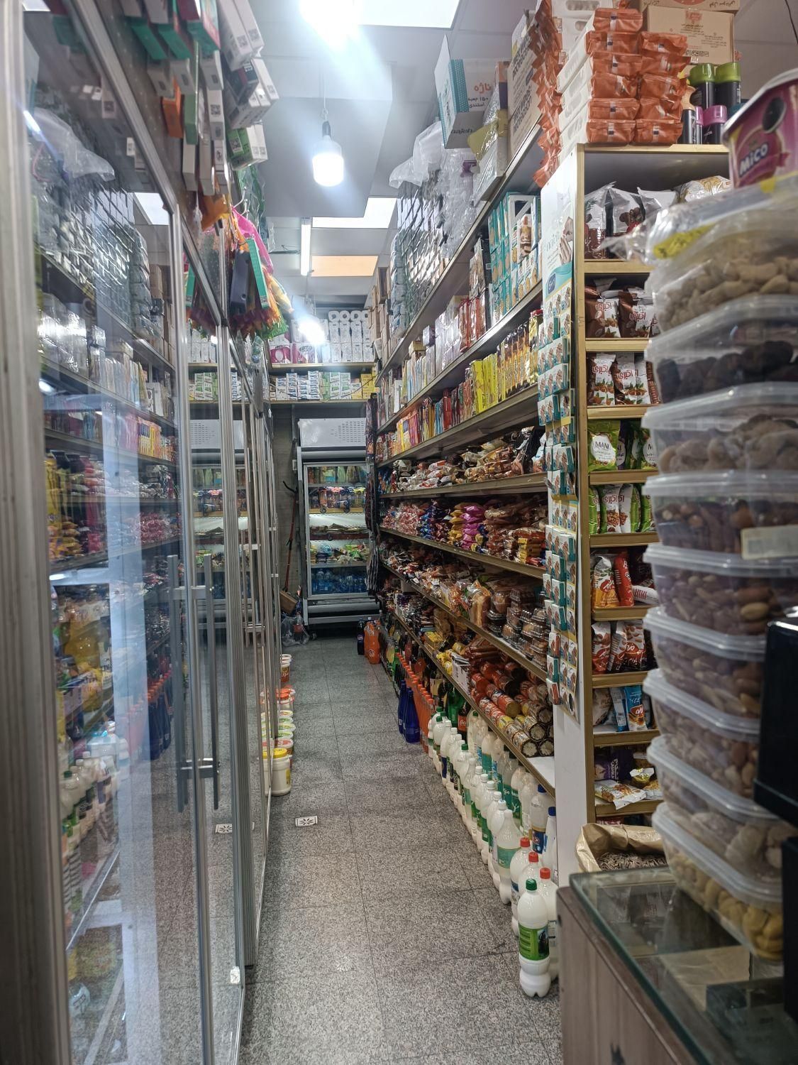فروشنده سوپر مارکت|استخدام خدمات فروشگاه و رستوران|تهران, سوهانک|دیوار