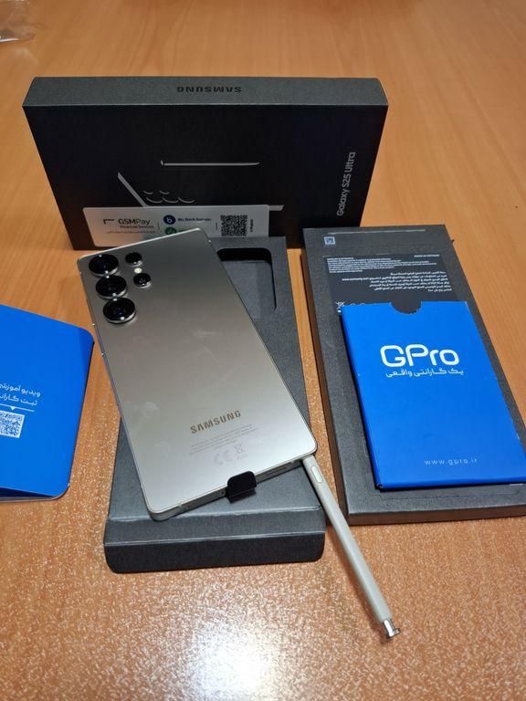 سامسونگ galaxy s25 ultra با حافظهٔ ۲۵۶ گیگابایت|موبایل|تهران, یافت‌آباد|دیوار