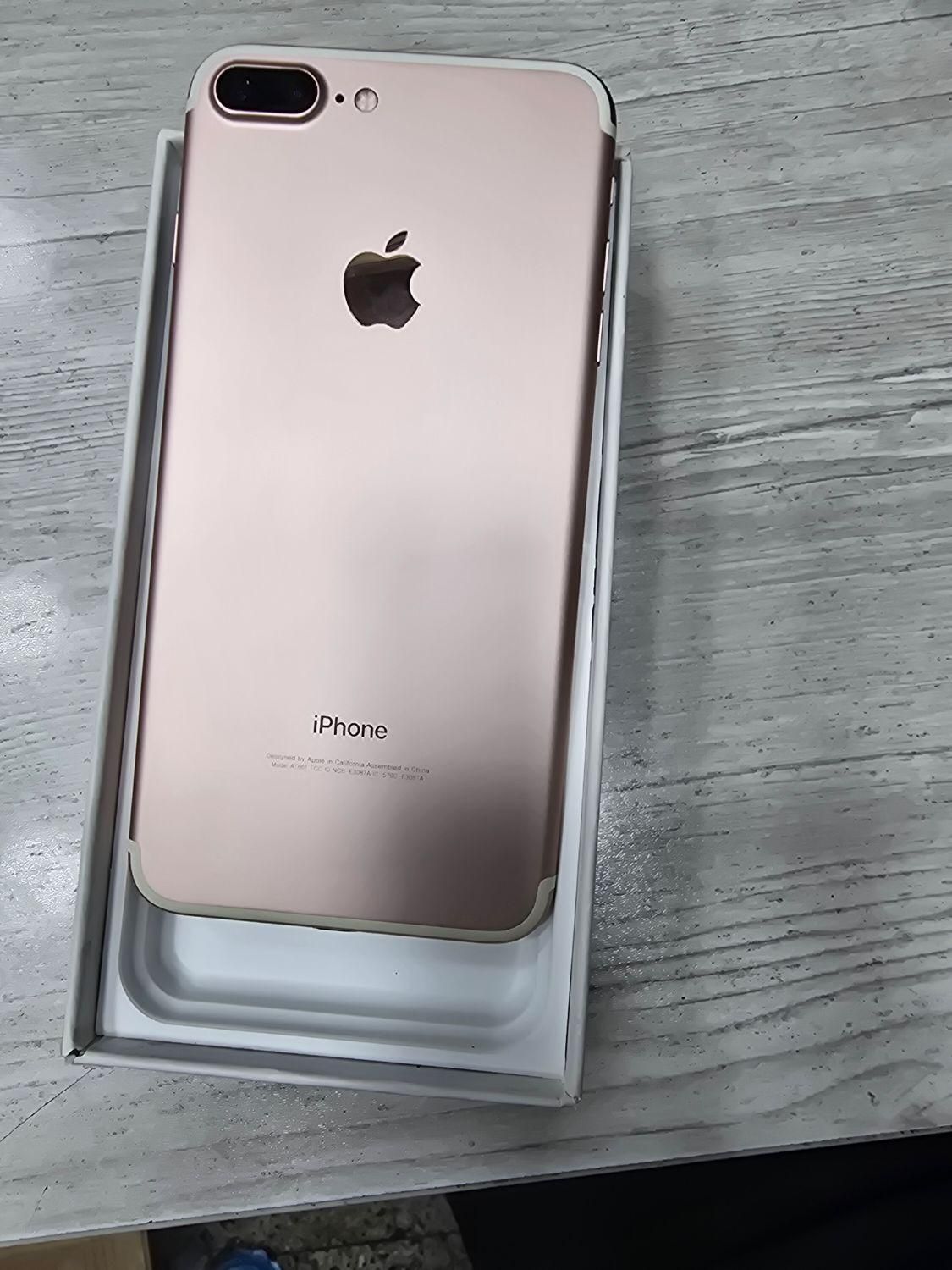 اپل iPhone 7 Plus ۱۲۸ گیگابایت|موبایل|تهران, شیخ هادی|دیوار