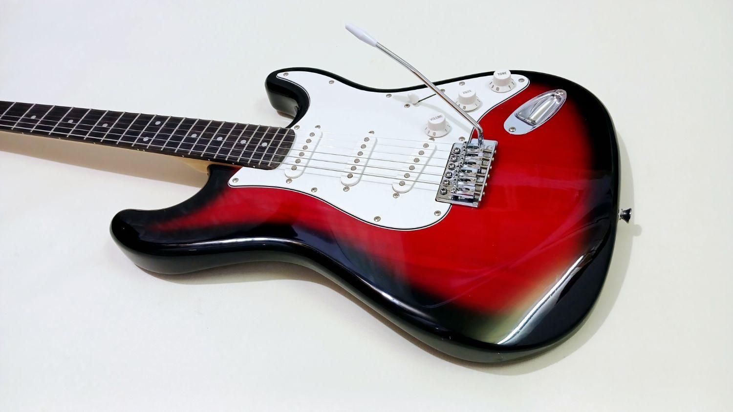 گیتار الکتریک Photo Genic Stratocaster|گیتار، بیس، امپلیفایر|تهران, آبشار|دیوار