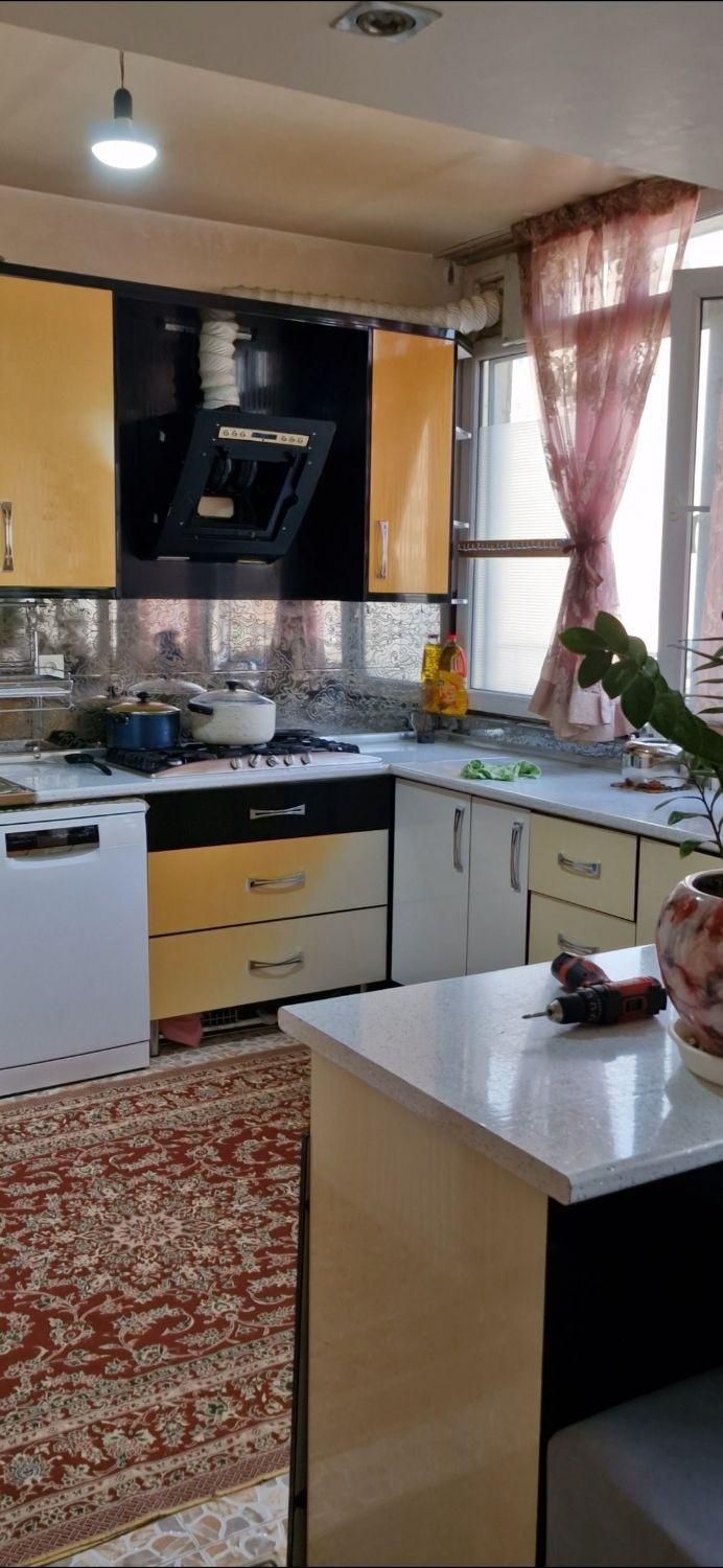 نصاب برچسب کابینت،کاشی،کمد|خدمات پیشه و مهارت|تهران, افسریه|دیوار