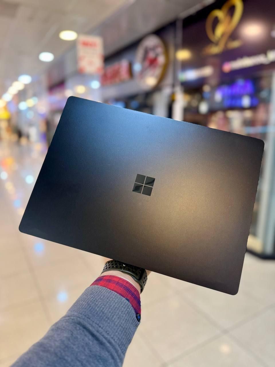 سرفیس لپتاپ ۳ نقره ای مشکی i7-16-512|رایانه همراه|تهران, کوی مهران|دیوار