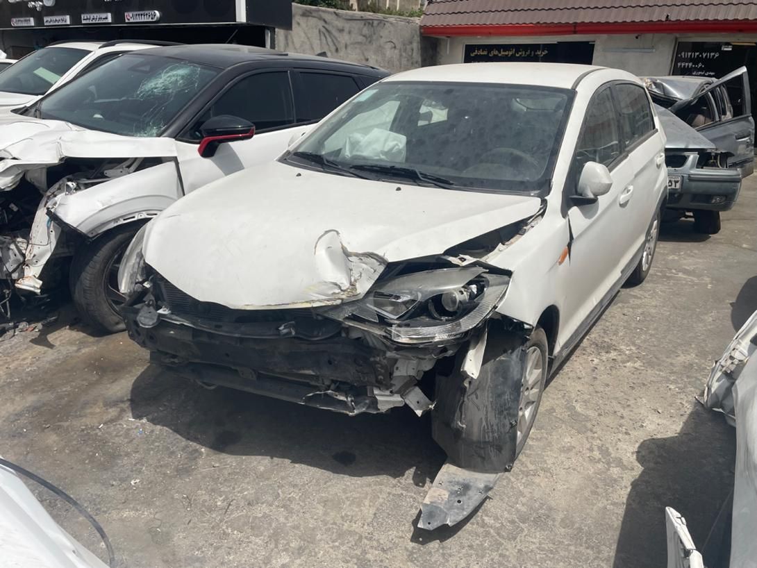 ام‌وی‌ام 315 هاچبک اسپرت اکسلنت، مدل ۱۳۹۶|خودرو سواری و وانت|تهران, صادقیه|دیوار