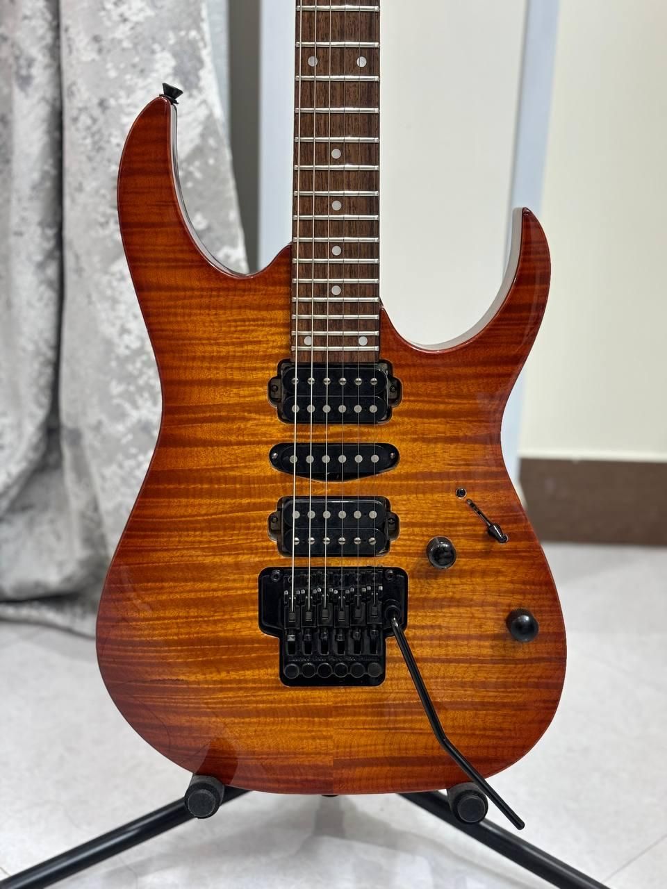 گیتار الکتریک آیبانز ibanez rg380 ژاپن|گیتار، بیس، امپلیفایر|تهران, وردآورد|دیوار