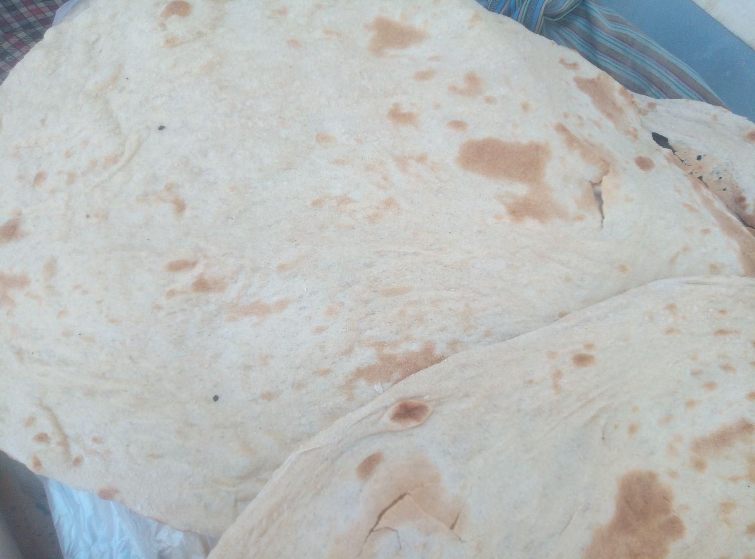 نان|خوردنی و آشامیدنی|نیشابور, |دیوار