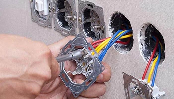 سرویس کار سانترال و تلفن/عیب یابی خطوط/رفع نویز|تلفن رومیزی|تهران, بازار|دیوار