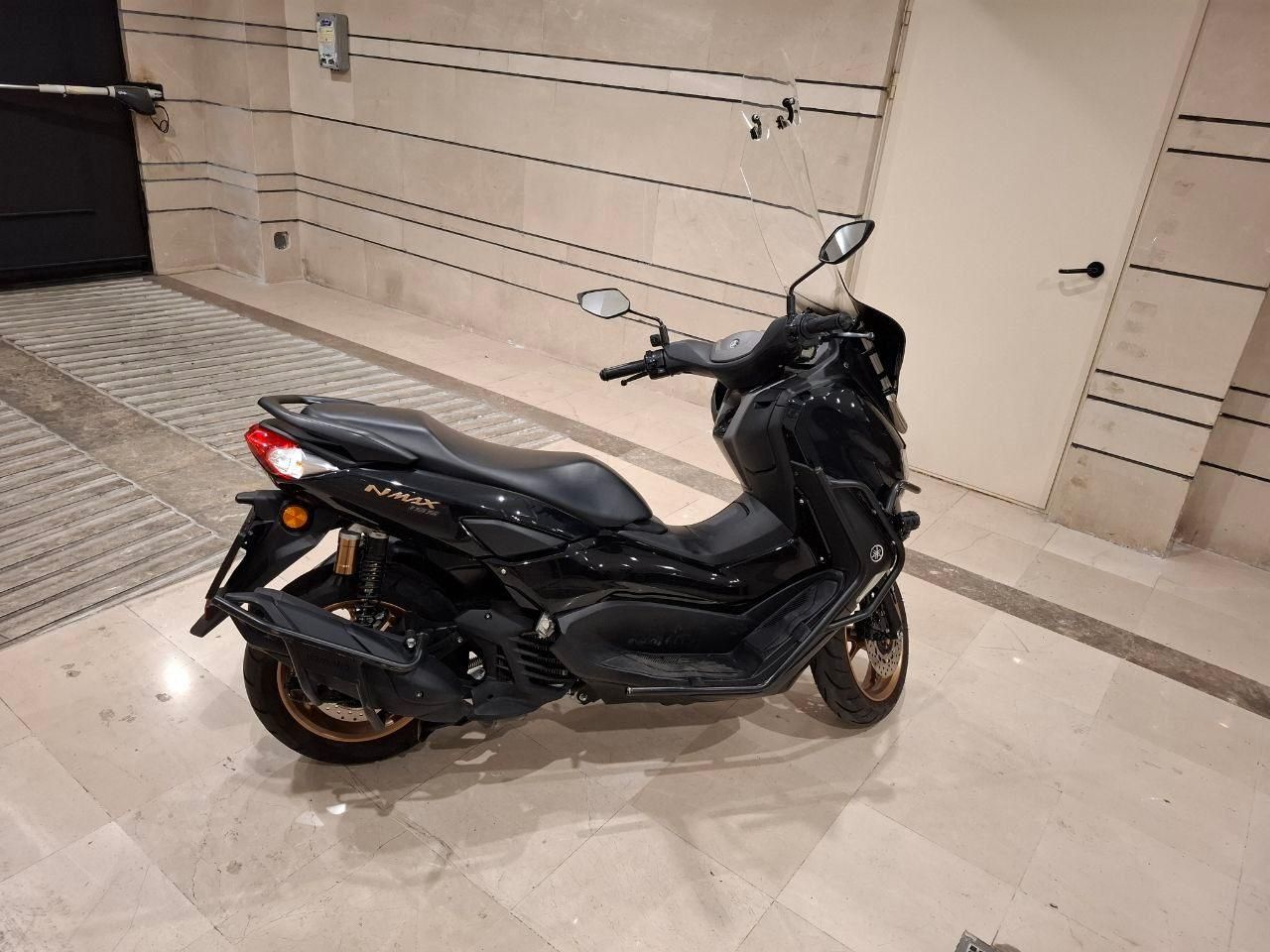 YAMAHA Nmax فول لوازمی|موتورسیکلت|تهران, عباس‌آباد|دیوار