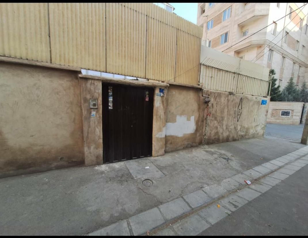 خانه کلنگی دو قواره کنار هم هر قواره ۷۸ متر|فروش زمین و ملک کلنگی|تهران, اتابک|دیوار
